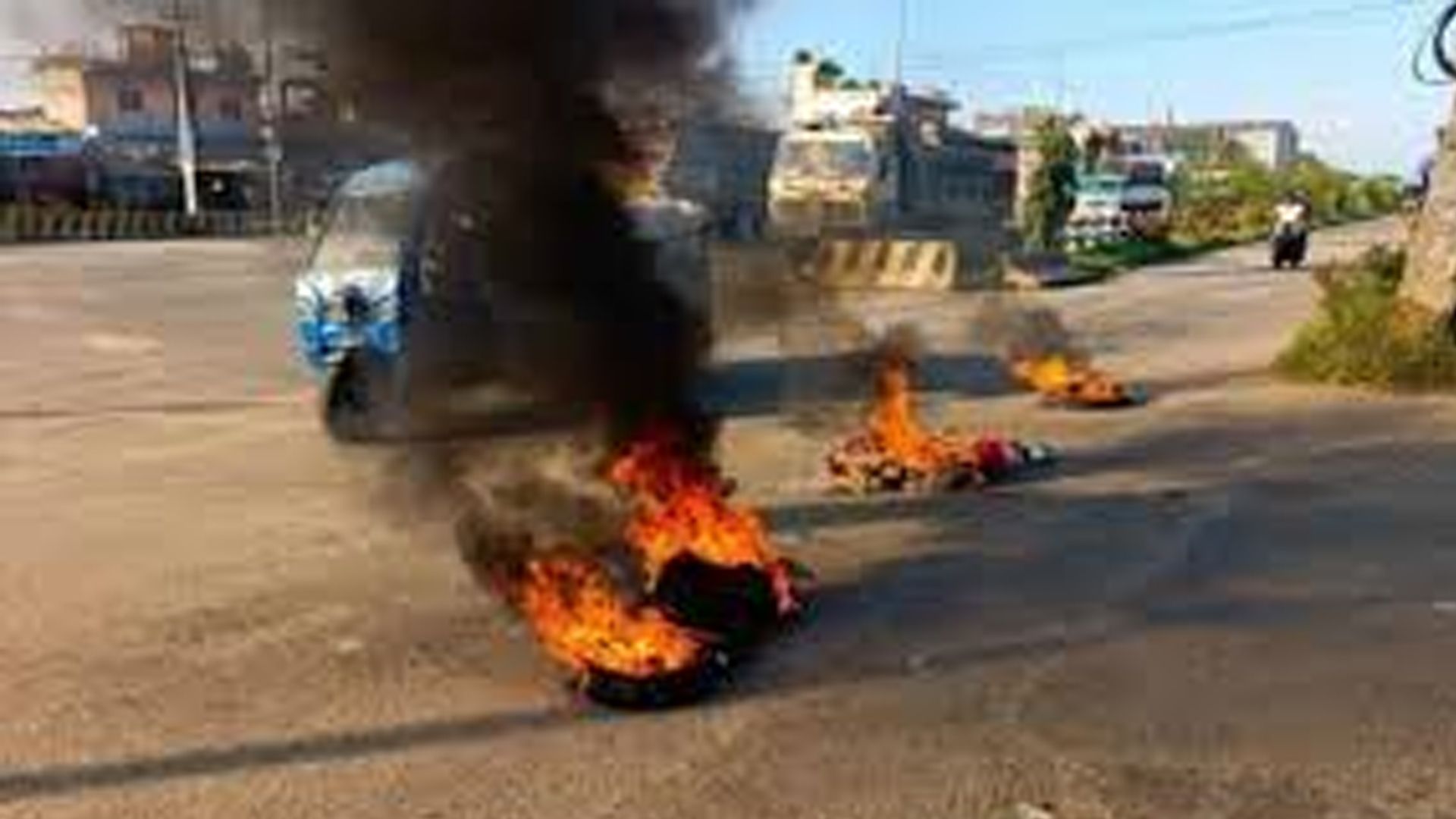 মসজিদ ভাঙচুর ঘিরে উত্তপ্ত নেপাল