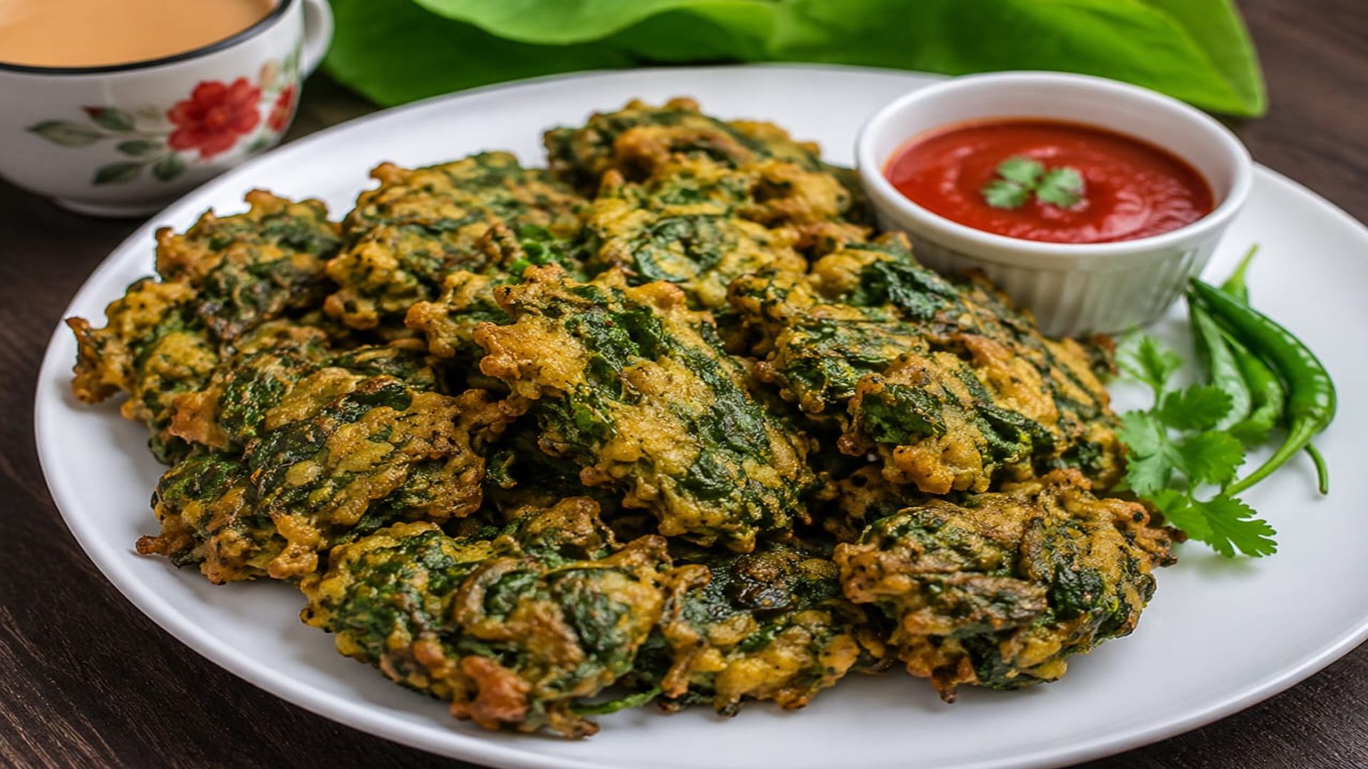 বর্ষায় মুড বদলে দেবে মচমচে মুখরোচক কয়েক পদ