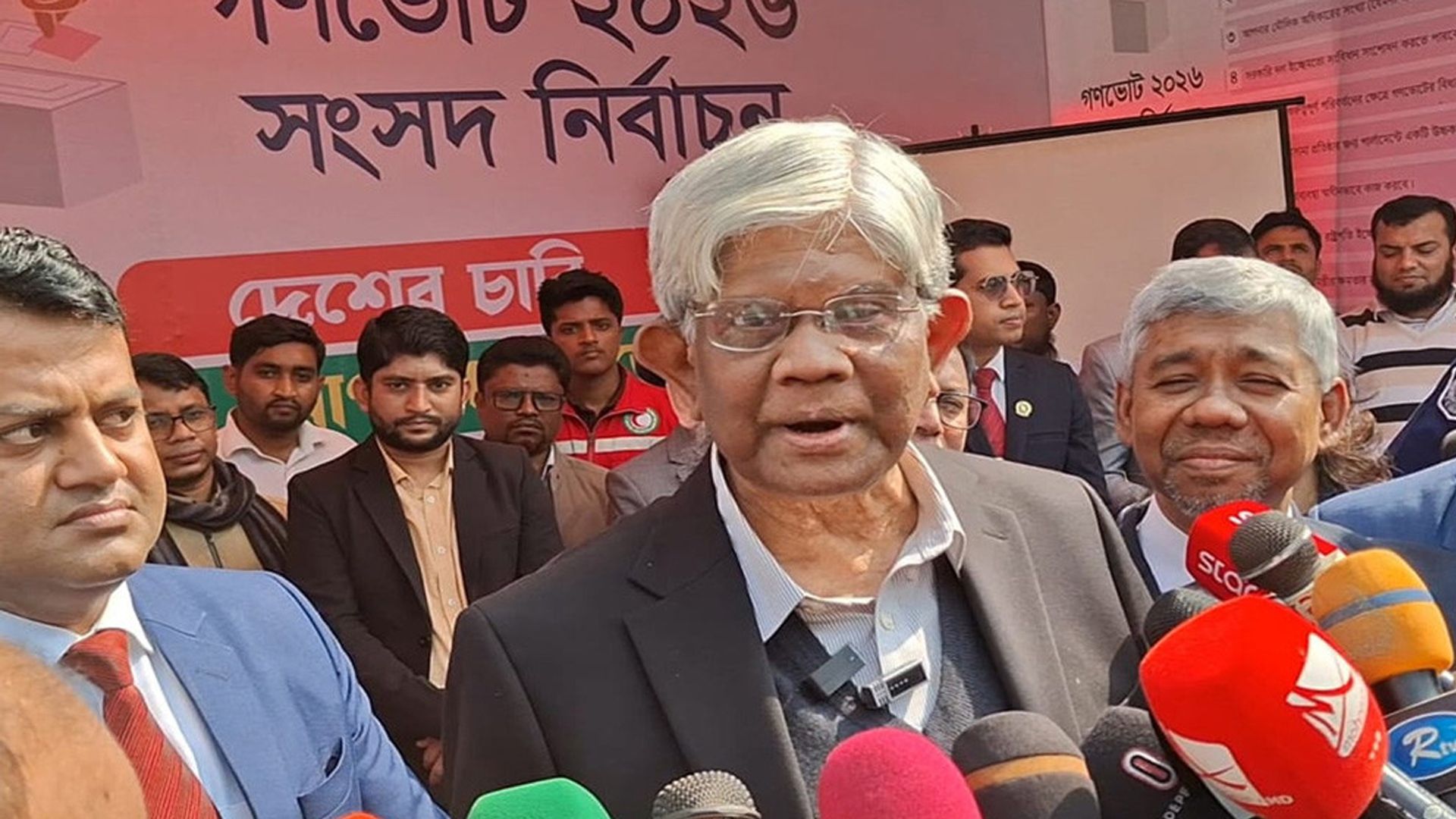 পে-স্কেল বাস্তবায়ন নিয়ে যা বললেন অর্থ উপদেষ্টা