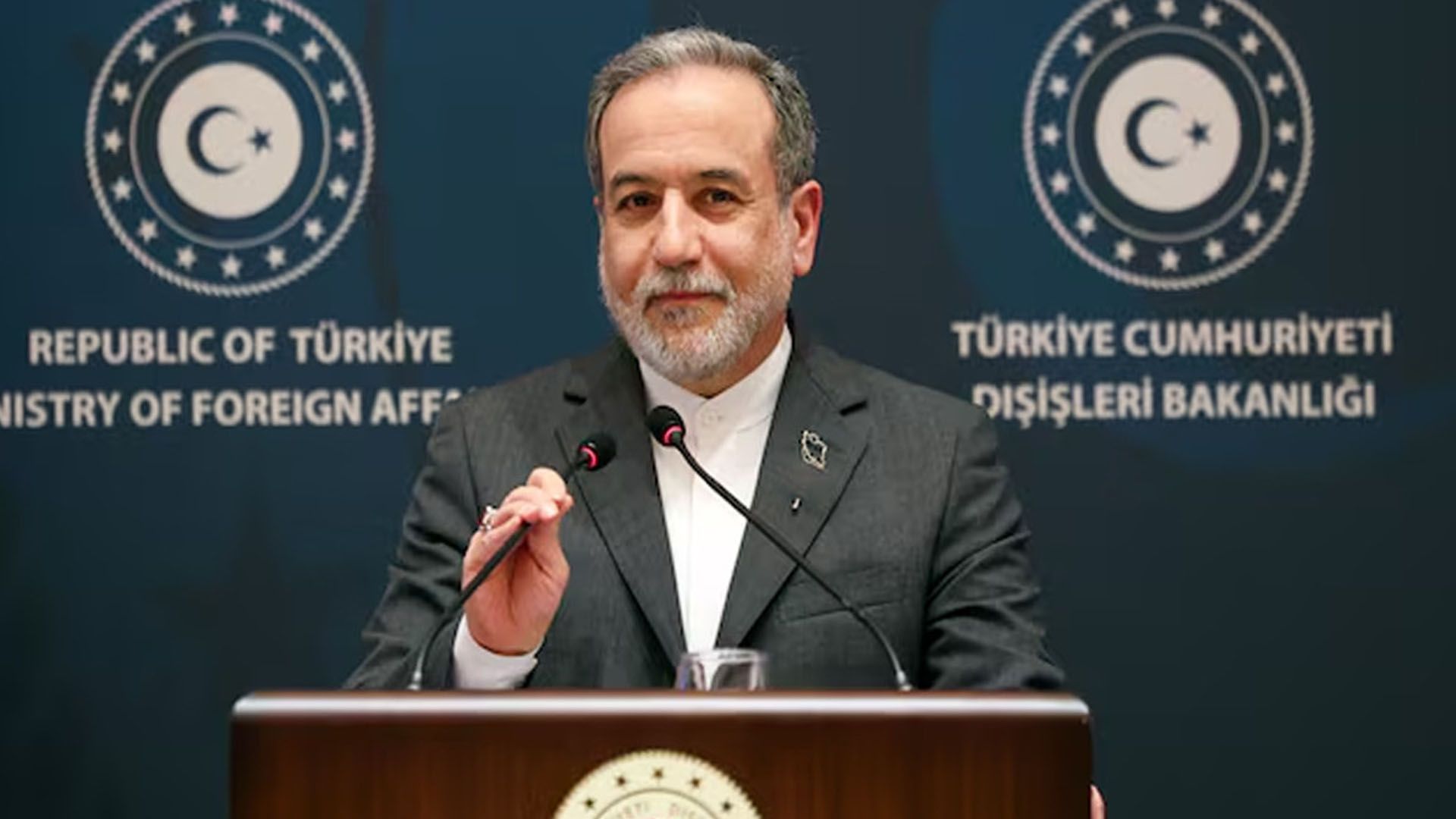 যুক্তরাষ্ট্রের সঙ্গে আলোচনায় প্রস্তুত ইরান