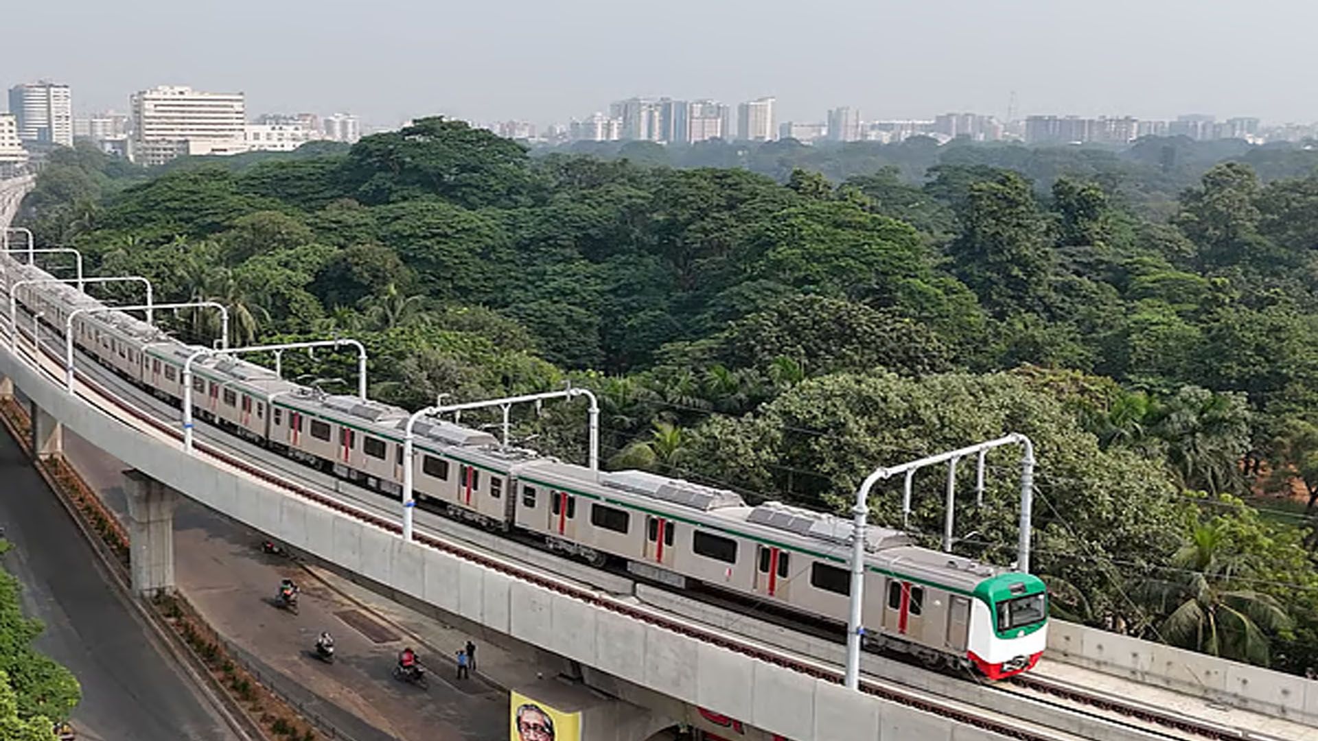 নতুন নির্দেশনায় মেট্রোরেল চলবে রমজান মাসে