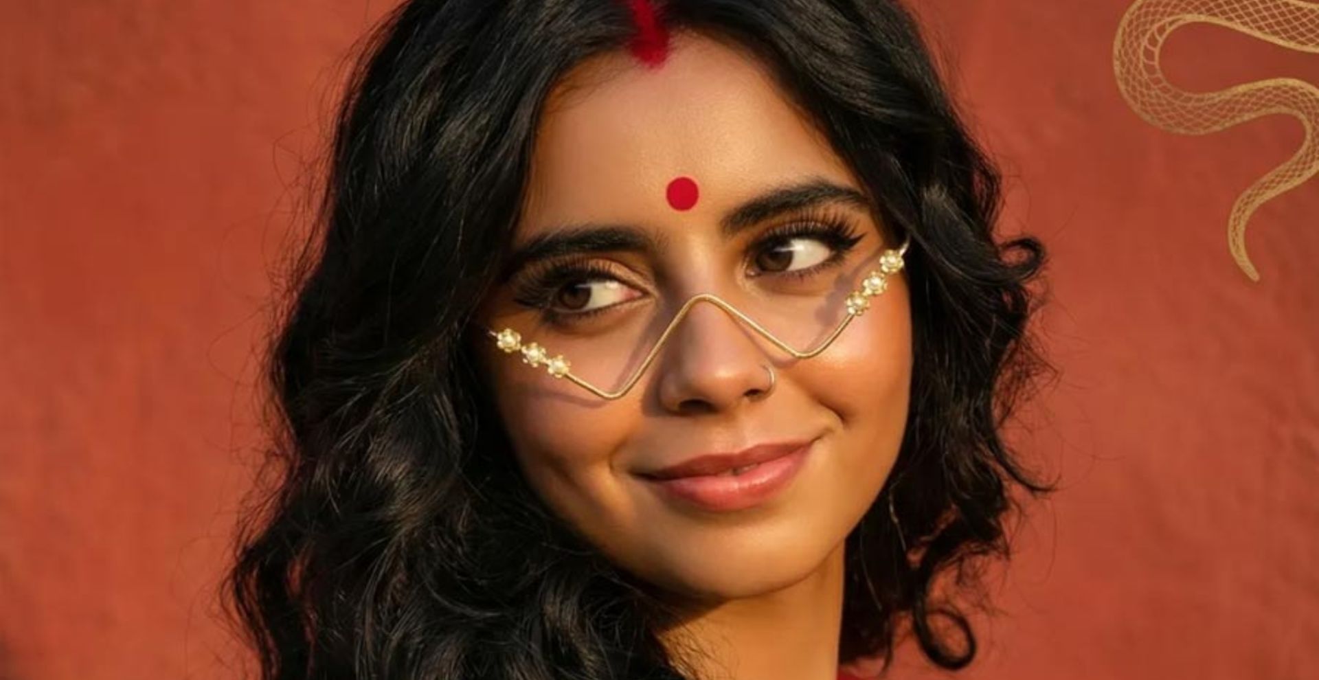 ফেসলেট: মুখের সাজে নতুন ফ্যাশন ট্রেন্ড